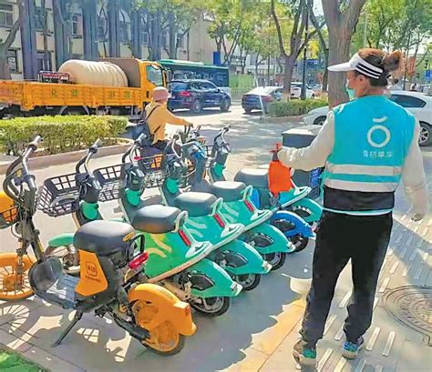 银川市对三万辆共享单车“防疫消杀”-宁夏新闻网