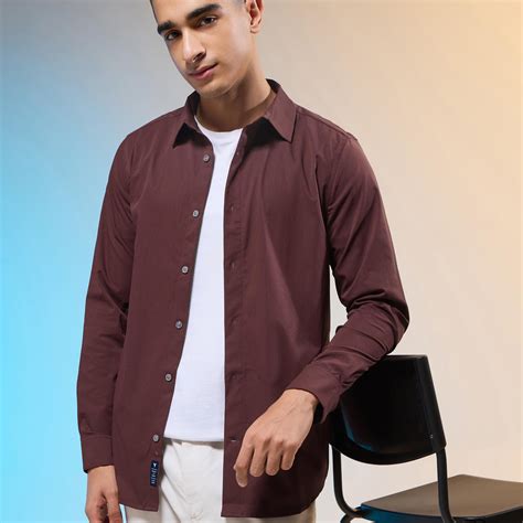 Men Solid Slim Fit Spread Collar Shirt with TS LYTRA