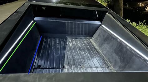 Cybertruck bed measured, with a measuring tape | Tesla Cybertruck Forum - Cybertruck Owners Club