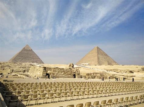 Belly dancing in hijabs | Fountain Ink