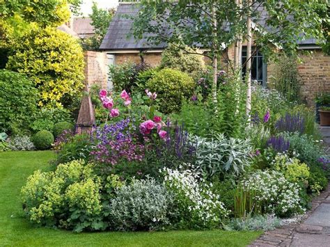 The Best Cottage Garden Design Australia 2022