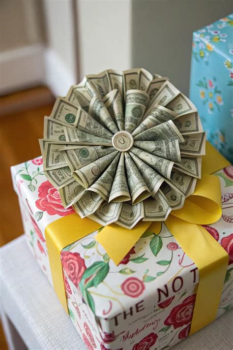 17 Creative Christmas Money Gift Ideas - Pat Garden