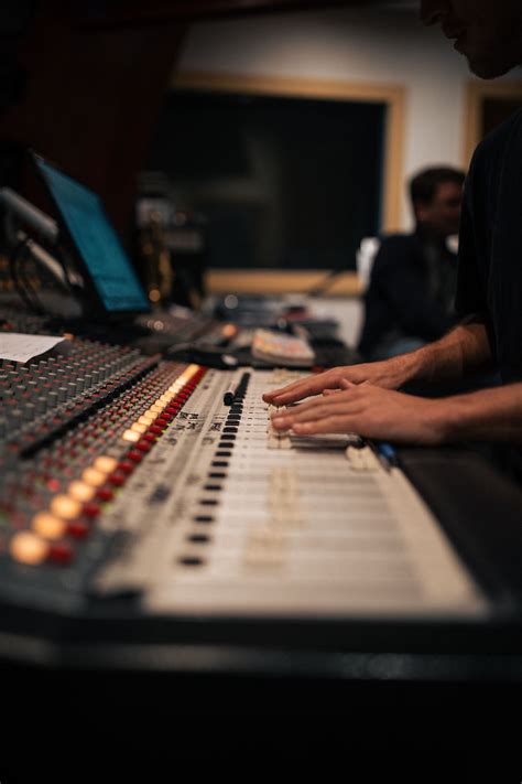 Orchestra Recording Session 的图像结果