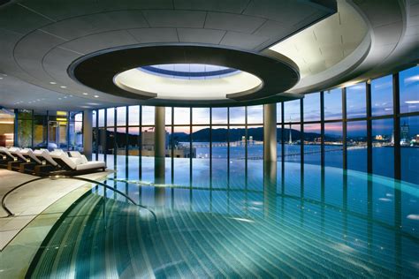 The 50 + 1 Most Amazing Hotel Pools in the World