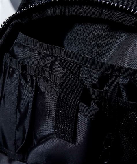 [F/CE.]950 TRAVEL BACK PAC | ICONS