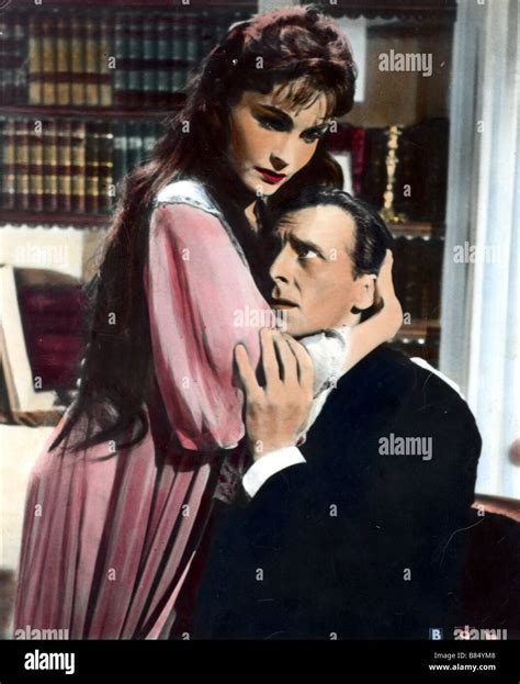 Yvonne furneaux mummy 1959 hi-res stock photography and images - Alamy