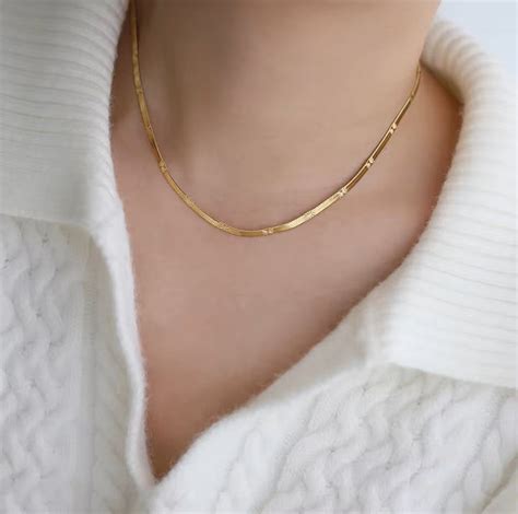 Anti-Tarnish Jewellery Brand | Waterproof Jewellery online – RosyWine