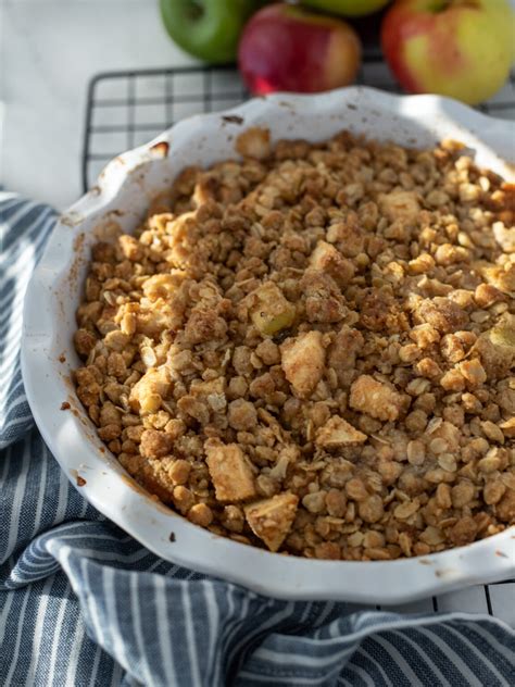 Easy Vegan Apple Crumble (Crisp) GF Option - simply ceecee