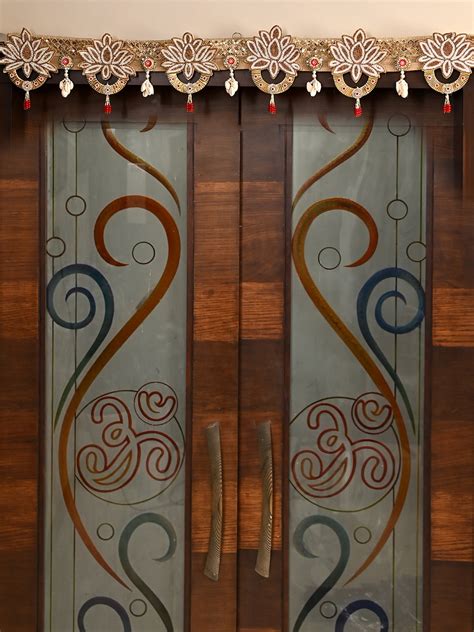 Cream and Gold Floral Toran with Cowrie Shells – Aapno Rajasthan