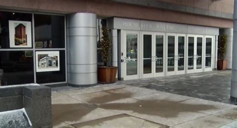 Big tech companies come to Rochester convention center to recruit ...