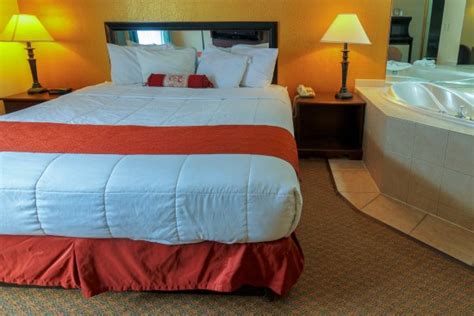 HOTEL M, MOUNT POCONO - Motel Reviews, Photos, Rate Comparison ...