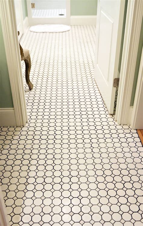 Mosaic Tile Floor Ideas for Vintage Style Bathrooms | Apartment Therapy ...
