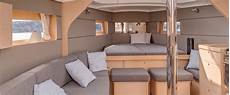 interno barca a vela beneteau presenta a genova l oceanis 38 una barca con interno barca a vela beneteau presenta a genova l oceanis 38 una barca con
