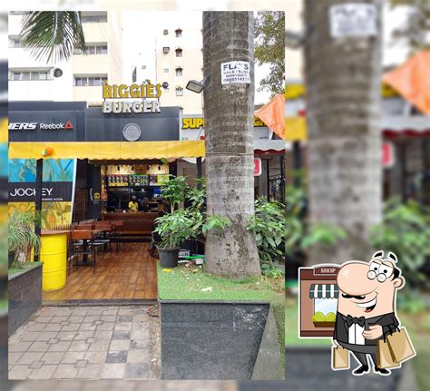 Biggies Burger : Kothrud (Pune), Pune - Restaurant menu and reviews