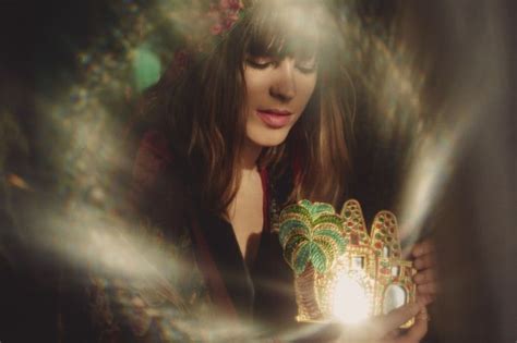 Melody's Echo Chamber shares new song 'Desert Horse' | News | Domino ...