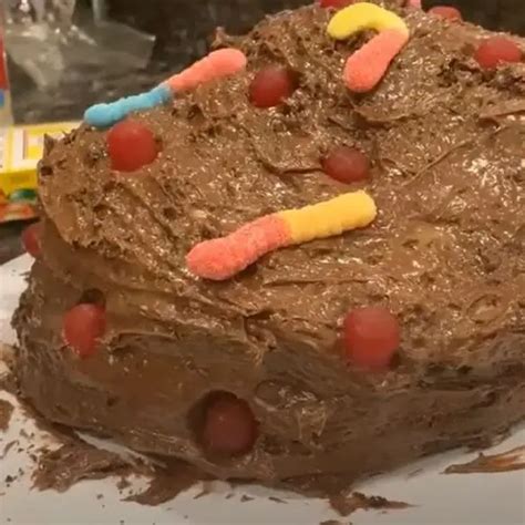 Image result for Max and Ruby Cake Tutorial