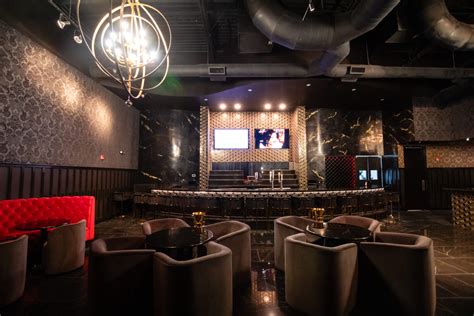 Gallery | Luxury Lounge at Bonnie and Clyde Lounge