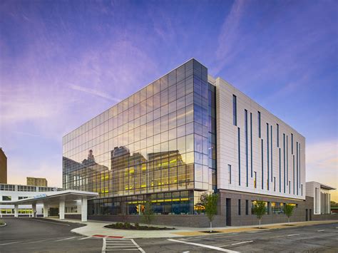 EwingCole SUNY Upstate Medical University Hospital - EwingCole