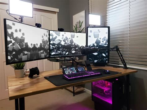 Home office/Streaming Studio
