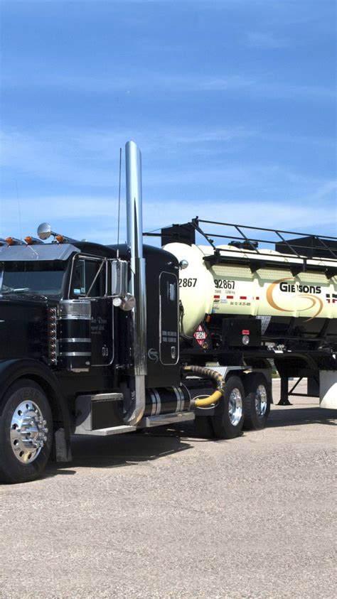 Download wallpaper black, peterbilt, tank, kengurâtnik, section trucks ...