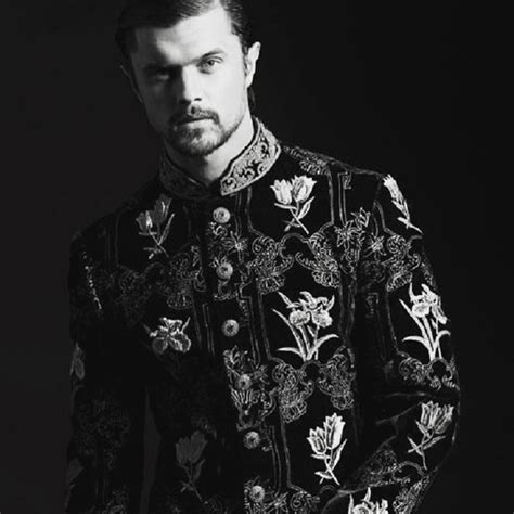 Latest Wedding Dresses for Men | Stylish Sherwanis & Suits