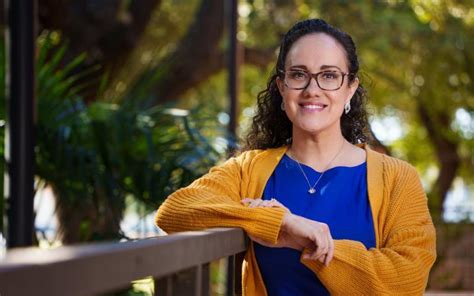 Vanessa Ortega, Esq. on LinkedIn: MBA/J.D. Student Finds Nontraditional ...