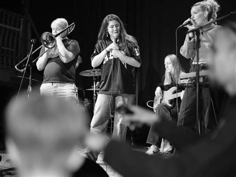 A School Called Tribe I SHOWCASE, de Koer, Gent, 18 December 2024 ...