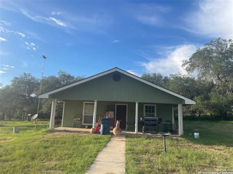 720 Ingram Rd, Devine, TX 78016 | Homes.com