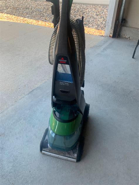 Bissell Carpet Shampoo | Free Stuff | Winnipeg | Kijiji