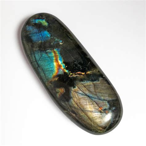 Labradorite Crystal Meaning, Healing Properties and Use