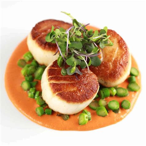 Scallops with Roasted Red Pepper Coulis - Jessica Gavin