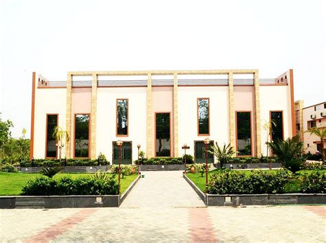 WEDLOCK GREENS HOTEL & RESORTS (Dhanbad, Jharkhand) - Hotel Reviews ...