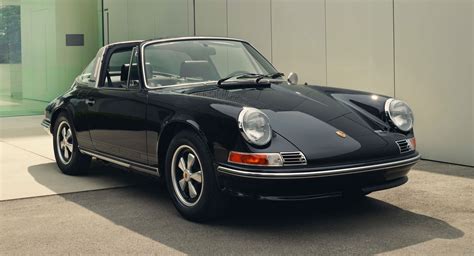 Porsche Design Auctioning This Unique 1972 911 Targa And One-Off Timepiece | Carscoops