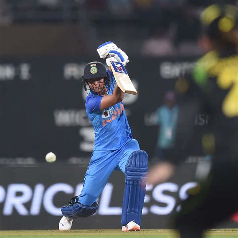 Download Cricket Player In Action | Wallpapers.com