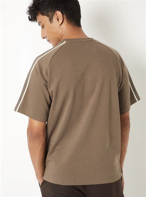 Buy Men Contrast Taping Sports T-shirt Online at just Rs. 499.0 ...
