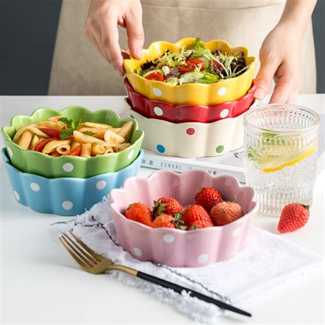 Dots Pie Dish Online - Premium Baking Dish | Nestasia