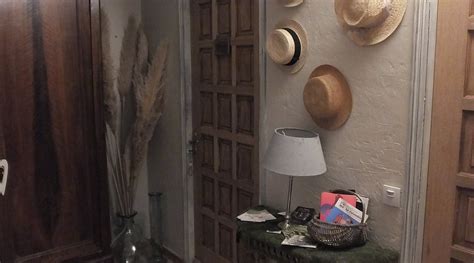 LA DEMEURE DES POÈTES (Les Cabannes) - B&B Reviews & Photos - Tripadvisor