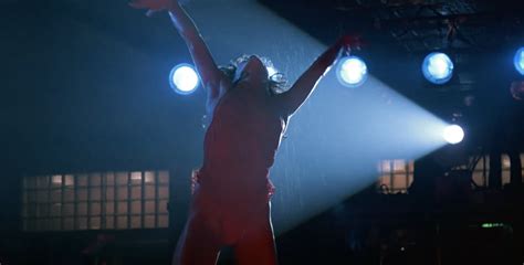 Flashdance Scene 的图像结果