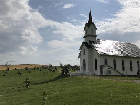 Little Church in Amish Country : r/Christians