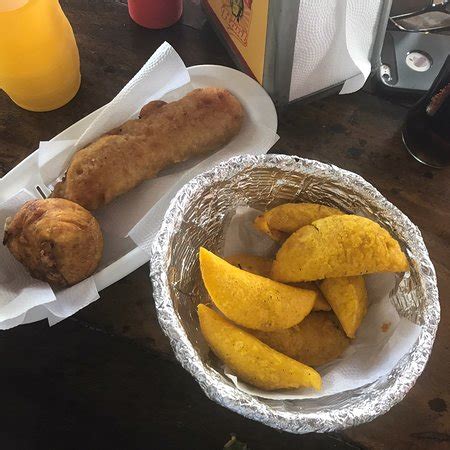 EMPANADAS DON RAUL, Cali - Restaurant Reviews, Phone Number & Photos ...