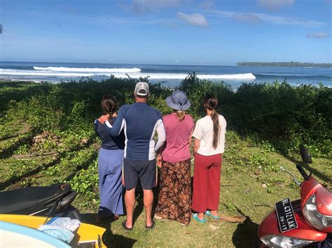 SIMEULUE SURF CAMP (Busung Indah) - Specialty Resort Reviews & Photos ...