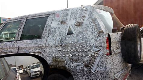 Spied: Mahindra TUV 500 (300XL) spotted testing in Surat - Overdrive