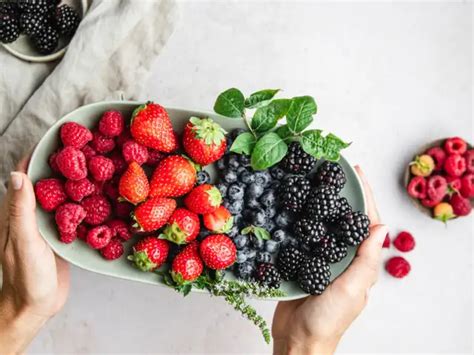 5 morning foods linked to lower cancer risk - Why breakfast choices ...