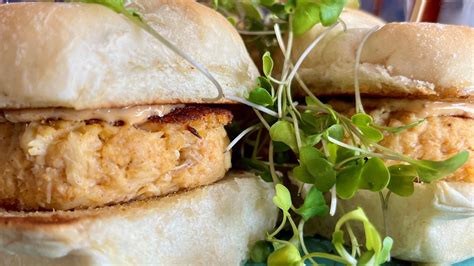 In photos: BARunch opens in Cape Coral