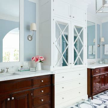 British Colonial Bathroom Ideas, Inspiration & Images - September 2022 ...