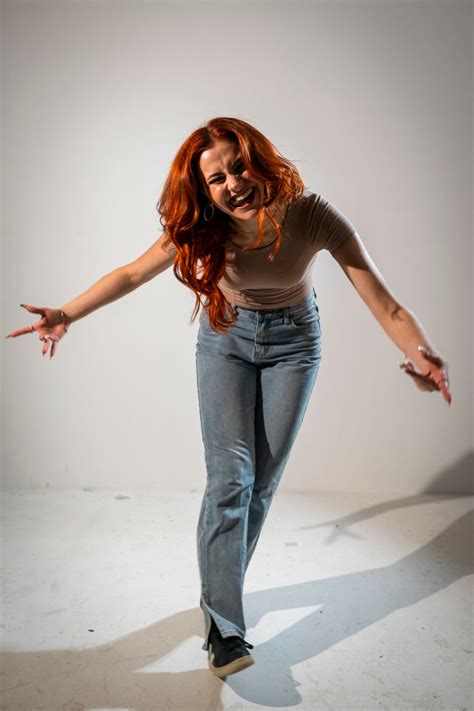 Rising Stars: Meet Elina Yael - VoyageSTL Magazine | Inspiring Stories from St. Louis