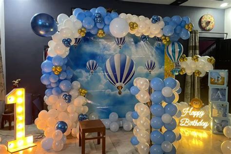 Hot Air Balloon Theme Decoration With Blue Theme At Home And Banquet Halls