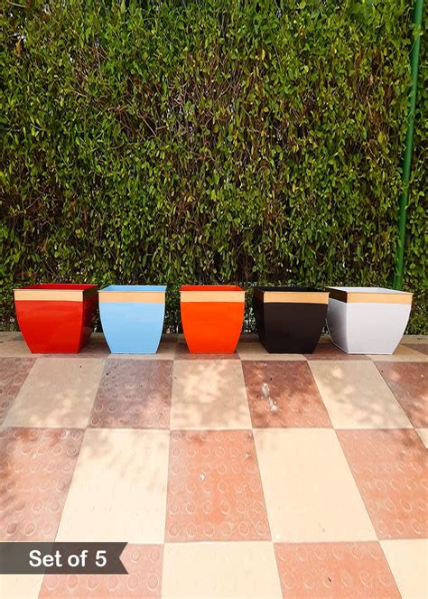 Get Muticolor Metal Planter with Gold Trim - Set of 5 at ₹ 4199 | LBB Shop