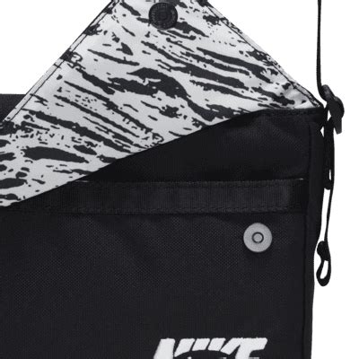 Nike Sportswear Futura 365 Cross-body Bag (3L). Nike IN