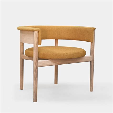 Nismaaya Maaike Oak Wood Arm Chair – nismaayadecor